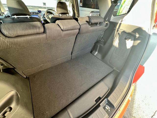 フィットハイブリッド ＲＳ　ファインスタイル　全国１年保証付　メモリーナビ　フルセグＴＶ　バックカメラ　ドライブレコーダー　　クルーズコントロール　盗難防止システム　安全衝突ボディ　アイドリングストップ　ＨＩＤ（28枚目）