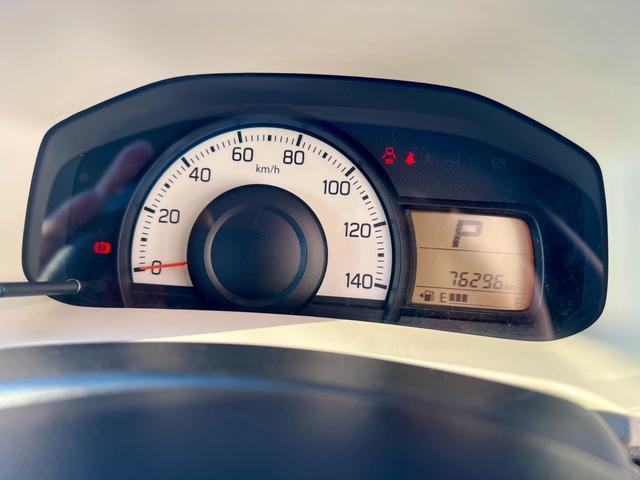 アルト Ｆ　全国１年保証付　盗難防止システム　安全衝突ボディ　キーレスエントリー　助手席エアバッグ　ＡＢＳ　ＥＳＣ　頸部衝撃緩和ヘッドレスト　ＣＤ（27枚目）