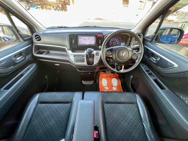 Ｎ－ＷＧＮカスタム Ｇ・Ｌパッケージ　全国１年保証付　メモリーナビ　ワンセグＴＶ　バックカメラ　ＥＴＣ　クルコン　１４インチ純正アルミホイール　キーレスエントリー　スマートキー　アイドリングストップ　ＨＩＤ（10枚目）