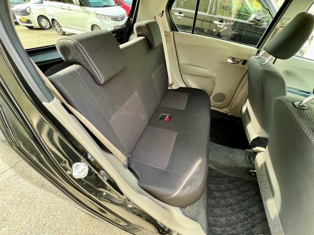 ミライース Ｘ　リミテッドＳＡ　全国１年保証付　ＥＴＣ　純正ＣＤプレーヤー　純正アルミ　キーレスエントリー　アイドリングストップ　盗難防止システム　安全衝突ボディ　衝突被害軽減システム（12枚目）