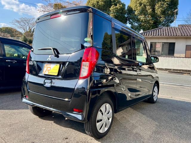 ���k�X�y�[�X�ɂ͂������Ƃ����\�t�@���������܂��̂ŁA���Ƒ��A���F�l�l�Ƃ��C�y�ɂ��z�����������B