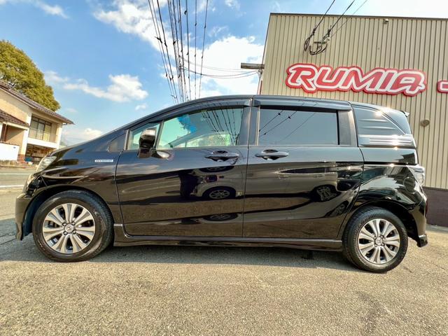 �O���́A���Ђ̐��X�^�b�t���A���C���Ƃ�����A�{�f�B�����܂Œ��J�Ɏd�グ���s���Ă���܂��I�i���ɂ́A���M�������Ă���܂��I