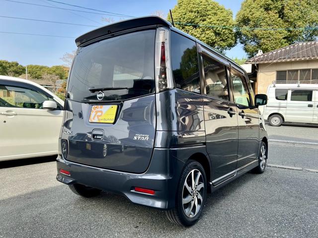 ���k�X�y�[�X�ɂ͂������Ƃ����\�t�@���������܂��̂ŁA���Ƒ��A���F�l�l�Ƃ��C�y�ɂ��z�����������B