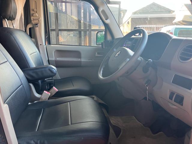 エブリイワゴン ＪＰターボ　キーレスエントリー　フルフラット　ＣＤ再生　エアバック（7枚目）