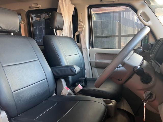 エブリイワゴン ＪＰターボ　キーレスエントリー　フルフラット　ＣＤ再生　エアバック（9枚目）