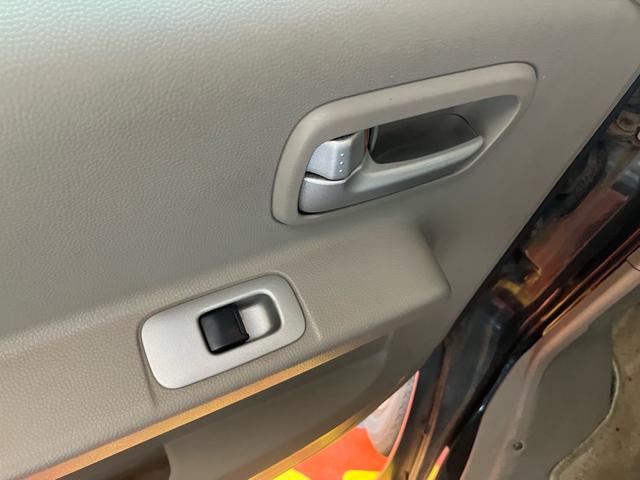 エブリイワゴン ＪＰターボ　キーレスエントリー　フルフラット　ＣＤ再生　エアバック（30枚目）