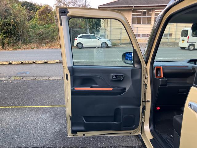 タント ファンクロス Bluetooth接続 バックカメラ TV&ナビ シートヒーター フルフラット ルーフレール クリアランスソナー 両側電動スライドドア キーレスエントリー スマートキー プッシュスタート オートライト(34枚目)