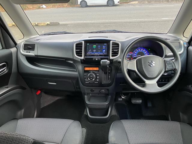 ソリオ Ｘ－ＤＪＥ　ＴＶ＆ナビ　バックカメラ　Ｂｌｕｅｔｏｏｔｈ接続　ＥＴＣ　キーレスエントリー　スマートキー　スライドドア　盗難防止システム　アイドリングストップ　ＥＳＣ　フルフラット　衝突被害軽減システム　エアバック（4枚目）