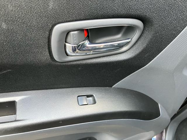 ソリオ Ｘ－ＤＪＥ　ＴＶ＆ナビ　バックカメラ　Ｂｌｕｅｔｏｏｔｈ接続　ＥＴＣ　キーレスエントリー　スマートキー　スライドドア　盗難防止システム　アイドリングストップ　ＥＳＣ　フルフラット　衝突被害軽減システム　エアバック（26枚目）