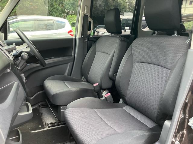 ソリオ Ｘ－ＤＪＥ　ＴＶ＆ナビ　バックカメラ　Ｂｌｕｅｔｏｏｔｈ接続　ＥＴＣ　キーレスエントリー　スマートキー　スライドドア　盗難防止システム　アイドリングストップ　ＥＳＣ　フルフラット　衝突被害軽減システム　エアバック（29枚目）