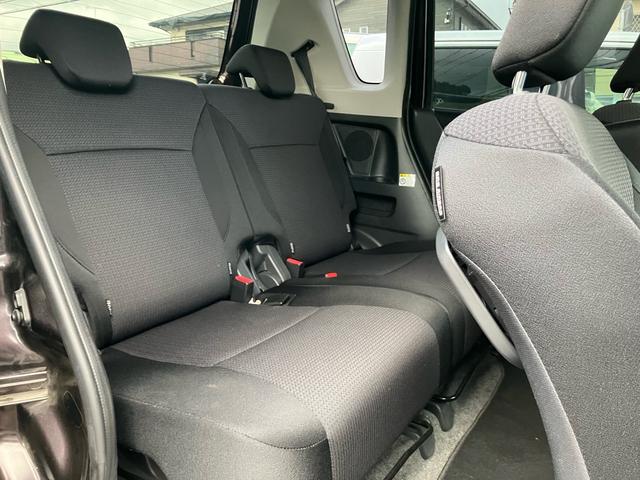 ソリオ Ｘ－ＤＪＥ　ＴＶ＆ナビ　バックカメラ　Ｂｌｕｅｔｏｏｔｈ接続　ＥＴＣ　キーレスエントリー　スマートキー　スライドドア　盗難防止システム　アイドリングストップ　ＥＳＣ　フルフラット　衝突被害軽減システム　エアバック（37枚目）