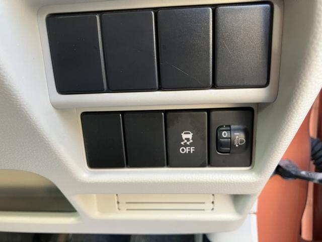 ワゴンＲ ＦＡ　　ＣＤプレーヤー装着車　１４インチホイールキャップ│マニュアルエアコン│ウレタンステアリングホイール（7枚目）