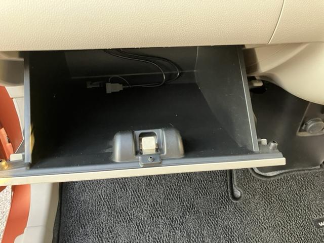 ワゴンＲ ＦＡ　　ＣＤプレーヤー装着車　１４インチホイールキャップ│マニュアルエアコン│ウレタンステアリングホイール（14枚目）