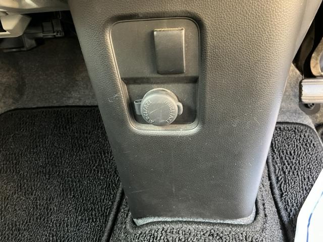 ワゴンＲ ＦＡ　　ＣＤプレーヤー装着車　１４インチホイールキャップ│マニュアルエアコン│ウレタンステアリングホイール（22枚目）