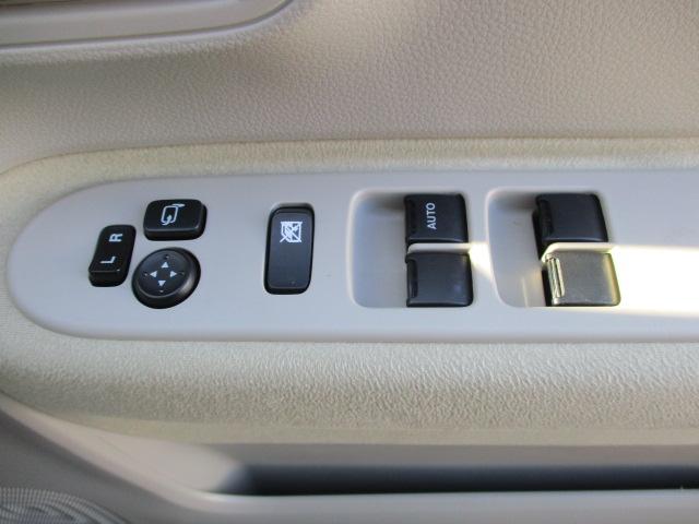 アルトラパン X 3型 ドライブレコーダー/サポカー デュアルセンサーブレーキサポート│ディスチャージ(HID)ヘッドランプ│14インチアルミホイール│ナビ・TV│ETC│ホワイト2トーン│キャメル内装(34枚目)