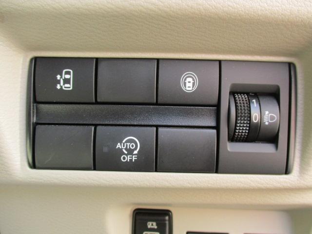 �p���[�X���C�h�h�A�ȂǊe�@�\�̃X�C�b�`�͉^�]�Ȃ��瑀�색�N���N�B