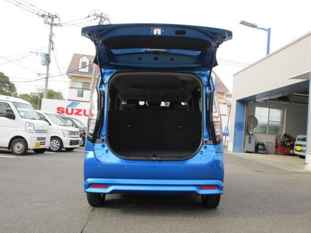 �o�b�N�h�A�͏�J�����ˏグ���ŁA�J�����L�߁I�X���[�Y�ȉו��̏o������ŃA�E�g�h�A���y�����Ȃ肻����