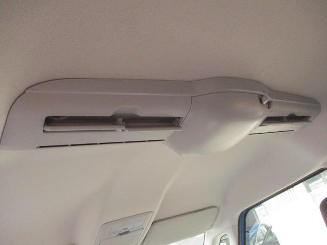 �����̋�C�������悭�z�����āA�����S�̂��ψ�ɃL�[�v�y�X�����T�[�L�����[�^�[�z