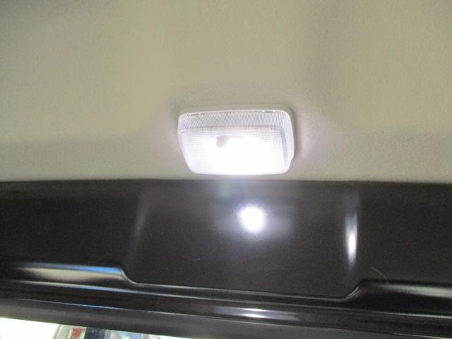 �^�]�ȂƏ���Ȃ̌��̃V�[�g�o�b�N�X�y�[�X���Ƃ炷�y�㕔���[�������v�z