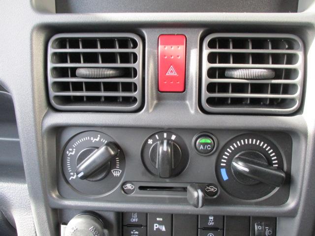 �����I�ɑ��삪�ł���y�}�j���A���G�A�R���z��