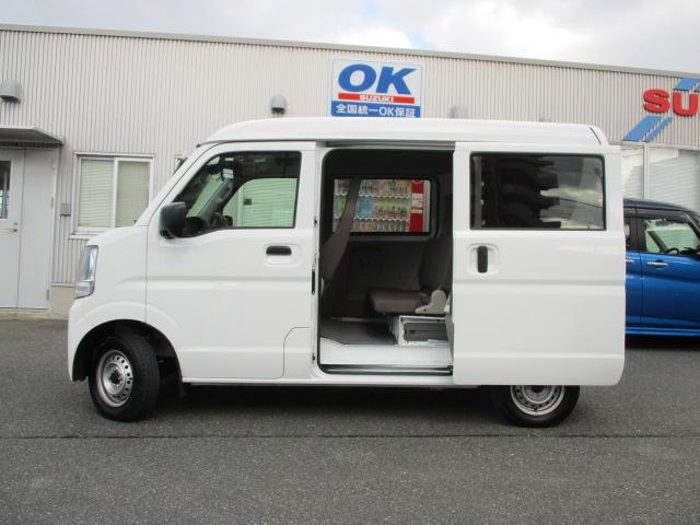 エブリイ ＰＡリミテッド　６型　ＡＭ／ＦＭラジオ／サポカー　デュアルカメラブレーキサポート│マニュアルエアコン│１２インチラジアルタイヤ│ウレタンステアリングホイール（9枚目）