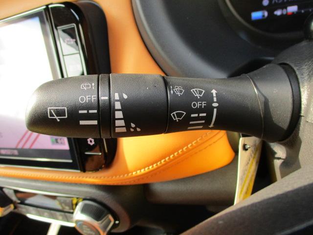 キックス Ｘツートーンインテリアエディション　ＥＴＣ　全方位モニター付ナビ│ドライブレコーダー│オートエアコン│１７インチアルミホイール（50枚目）