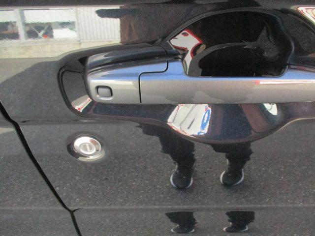 スペーシア ギア　ＨＹＢＲＩＤ　ＸＺターボ　全方位ナビ／サポカー　デュアルセンサーブレーキサポートＩＩ│スズキコネクト│ヘッドアップディスプレイ│ＬＥＤヘッドランプ│ステアリングヒーター│１４インチアルミホイール（25枚目）