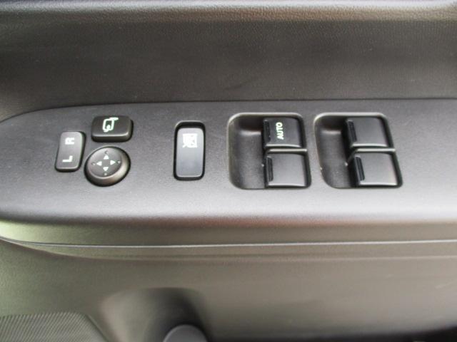 スペーシア ギア　ＨＹＢＲＩＤ　ＸＺターボ　全方位ナビ／サポカー　デュアルセンサーブレーキサポートＩＩ│スズキコネクト│ヘッドアップディスプレイ│ＬＥＤヘッドランプ│ステアリングヒーター│１４インチアルミホイール（61枚目）