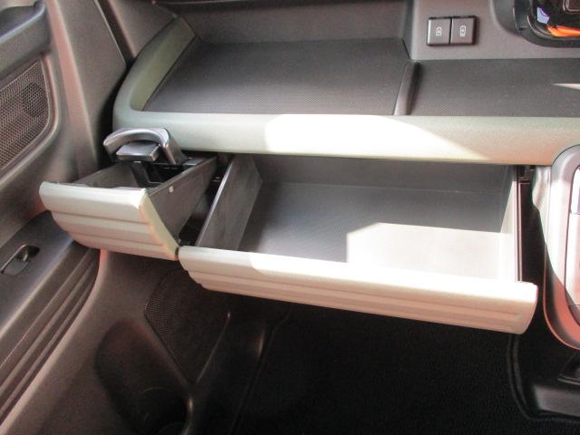 スペーシア ギア　ＨＹＢＲＩＤ　ＸＺターボ　全方位ナビ／サポカー　デュアルセンサーブレーキサポートＩＩ│スズキコネクト│ヘッドアップディスプレイ│ＬＥＤヘッドランプ│ステアリングヒーター│１４インチアルミホイール（67枚目）