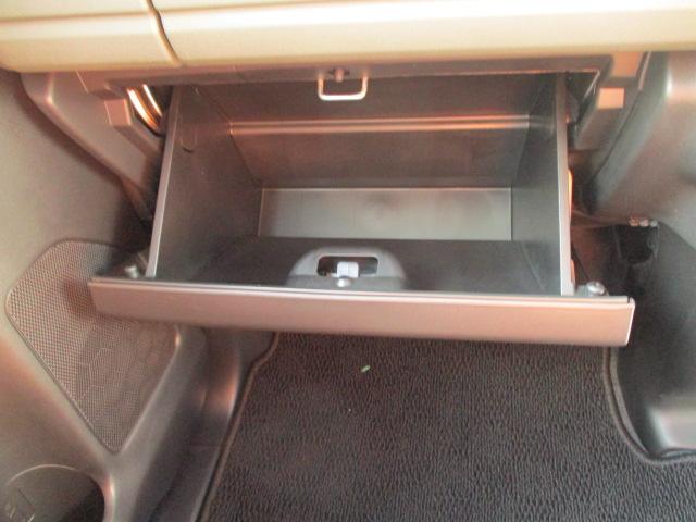 スペーシア ギア　ＨＹＢＲＩＤ　ＸＺターボ　全方位ナビ／サポカー　デュアルセンサーブレーキサポートＩＩ│スズキコネクト│ヘッドアップディスプレイ│ＬＥＤヘッドランプ│ステアリングヒーター│１４インチアルミホイール（68枚目）