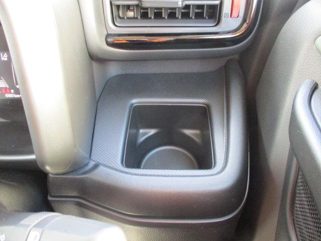 スペーシア ギア　ＨＹＢＲＩＤ　ＸＺターボ　全方位ナビ／サポカー　デュアルセンサーブレーキサポートＩＩ│スズキコネクト│ヘッドアップディスプレイ│ＬＥＤヘッドランプ│ステアリングヒーター│１４インチアルミホイール（72枚目）