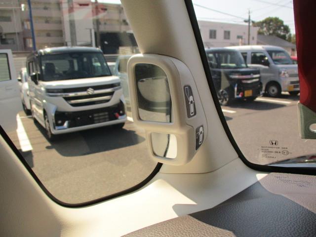 N-BOX G 前後ドライブレコーダー/サポカー ETC│オートエアコン│後席両側スライドドア│14インチホイールキャップ│CDプレーヤー│キーレスプッシュスタート(7枚目)