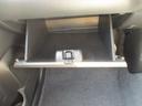 助手席前の収納スペース★車検証などはグローブボックスへ☆