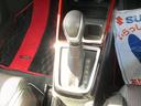 フロア６ＡＴです。高級感あふれるシルバーステッチのシフトブーツ！シルバーコンソールオーナメント！