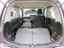 リヤシートも全車消毒済み。シートを倒すと広々室内空間★助手席を倒すと長さのあるＤＩＹ資材なども積み込み可能。