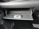 助手席前の収納スペース★車検証などはグローブボックスへ☆
