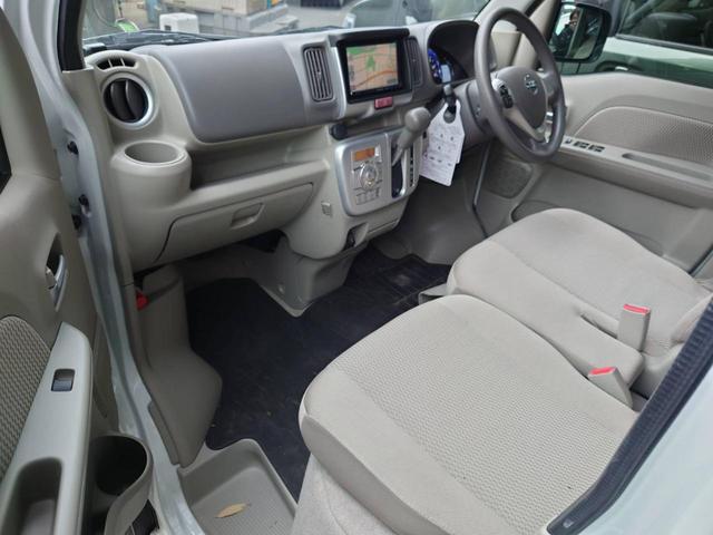 ＮＶ１００クリッパーリオ Ｅ　メモリーナビ　左パワードア　新車保証書　衝突軽減ブレーキ　コーナーセンサー　レーン逸脱警報　Ｂｌｕｅｔｏｏｔｈ　ＴＶ　ＤＶＤ　シートヒーター　リアヒーター　フルエアロ　ターボ　ＵＳＢ入力　ＥＴＣ　ＨＩＤライト　フォグ　オートライト　純正１４ＡＷ　スマートキー（15枚目）