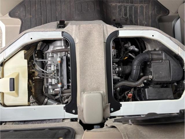 ＮＶ１００クリッパーリオ Ｅ　メモリーナビ　左パワードア　新車保証書　衝突軽減ブレーキ　コーナーセンサー　レーン逸脱警報　Ｂｌｕｅｔｏｏｔｈ　ＴＶ　ＤＶＤ　シートヒーター　リアヒーター　フルエアロ　ターボ　ＵＳＢ入力　ＥＴＣ　ＨＩＤライト　フォグ　オートライト　純正１４ＡＷ　スマートキー（25枚目）