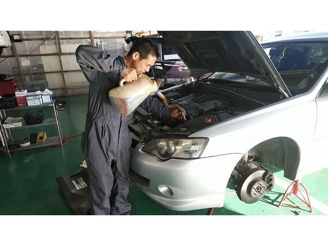 ハイゼットカーゴ ＤＸ　衝突軽減ブレーキ　コーナーセンサー　ＥＴＣ　レーン逸脱警報　ドラレコ　ＬＥＤヘッドライト　ＬＥＤフォグ　オートライト　オートハイビーム　スマートキー　電格ミラー　ドアバイザー　頭上荷物入れ　アイドリングストップ　ＣＤ　フルフラットシート（12枚目）