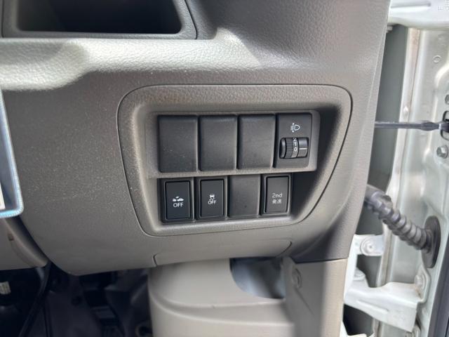 エブリイ 直納専用車　ワンオーナー　メモリーナビ　Ｂｌｕｅｔｏｏｔｈ　記録簿　衝突軽減ブレーキ　バックカメラ　ＥＴＣ　集中ドアロック　オートギアシフト　ＭＴモード付　４人乗　ハイルーフ　後退時バック音　２ｎｄ発進　光軸調整ライト（21枚目）