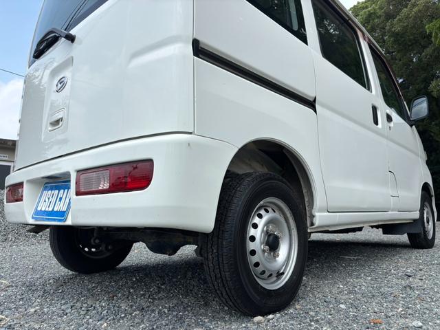 ハイゼットカーゴ スペシャル　４ＷＤ　集中ドアロック　４人乗　パワステ　ラジオ　ハイルーフ　ドアバイザー　フルフラットシート　ベンチシート　光軸調整ライト　取説　エアバック　エアコン（39枚目）