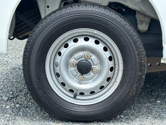 ハイゼットカーゴ スペシャル　４ＷＤ　集中ドアロック　４人乗　パワステ　ラジオ　ハイルーフ　ドアバイザー　フルフラットシート　ベンチシート　光軸調整ライト　取説　エアバック　エアコン（45枚目）