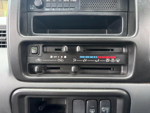 ハイゼットカーゴ スペシャル　４ＷＤ　集中ドアロック　４人乗　パワステ　ラジオ　ハイルーフ　ドアバイザー　フルフラットシート　ベンチシート　光軸調整ライト　取説　エアバック　エアコン（53枚目）