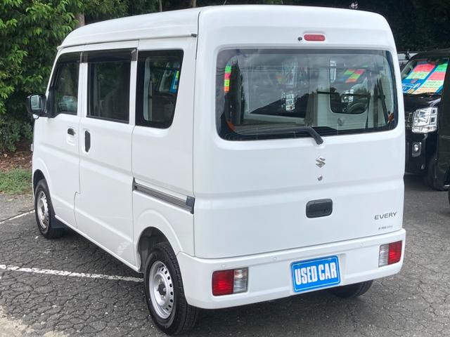 エブリイ PA 衝突軽減ブレーキ オートギアシフト オートハイビーム レーン逸脱警報 コーナーセンサー ハイルーフ 2nd発進 集中ドアロック 4人乗 光軸調整ライト オートライト 取説 ドアバイザー 集中ドアロック ラジオ ABS ESC(8枚目)