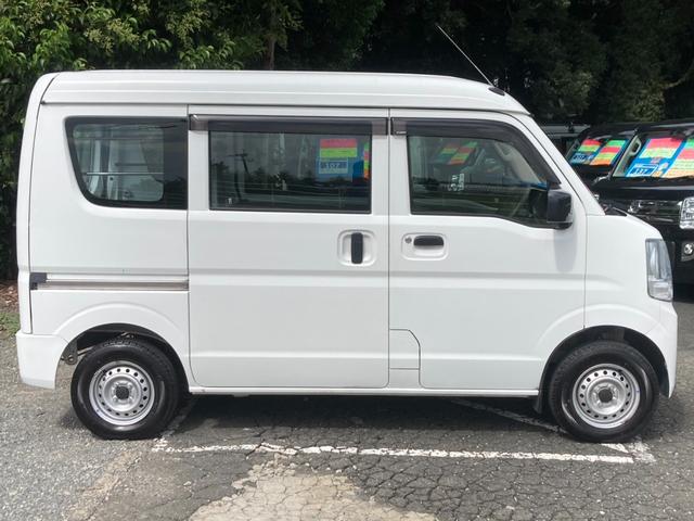 エブリイ PA 衝突軽減ブレーキ オートギアシフト オートハイビーム レーン逸脱警報 コーナーセンサー ハイルーフ 2nd発進 集中ドアロック 4人乗 光軸調整ライト オートライト 取説 ドアバイザー 集中ドアロック ラジオ ABS ESC(34枚目)