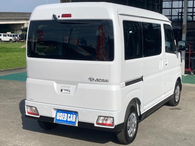 アトレー ＲＳ　メモリーナビ　両側パワードア／衝突軽減装置　新車保証書　コーナーセンサー　ＴＶ　バックカメラ　クルーズコントロール　オートハイビーム　レーン逸脱警報　スマートキー　ターボ　ＬＥＤヘッドライト　ＬＥＤフォグ　オートライト　電格ミラー　アイドリングストップ（6枚目）