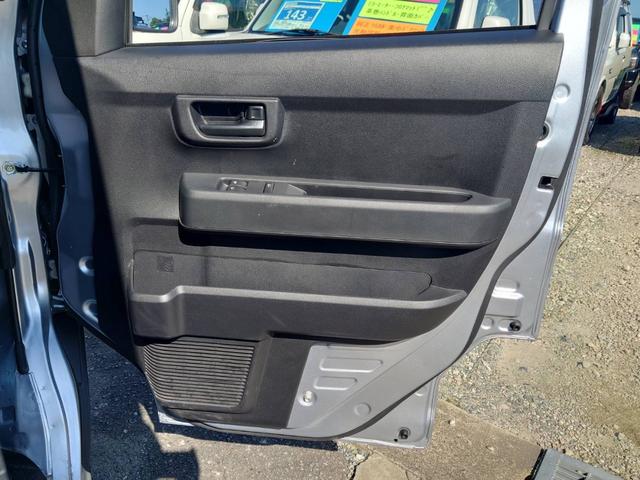 ハイゼットカーゴ ＤＸ　衝突軽減ブレーキ／コーナーセンサー　新車保証書　Ｐ／Ｗ　キーレス　レーン逸脱警報　オートハイビーム　ドアバイザー　ハイルーフ　４人乗　オーバーヘッドコンソール　ゴムマット　アイドリングストップ　パワステ　オートライト　フルフラットシート　集中ドアロック（58枚目）