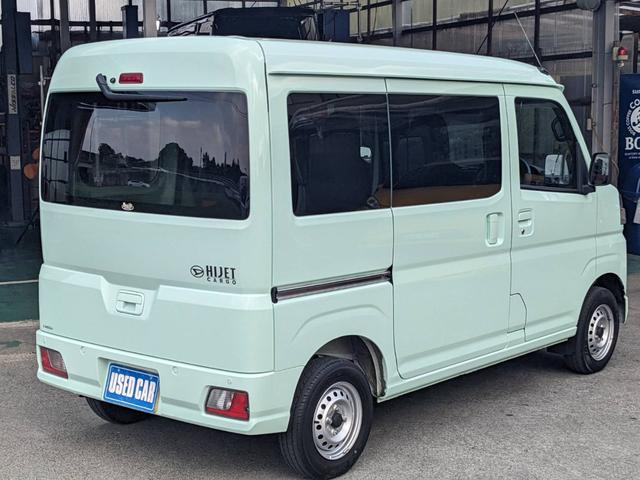 ハイゼットカーゴ ＤＸ　衝突軽減ブレーキ　／コーナーセンサー　ドラレコ　ＥＴＣ　レーン逸脱警報　新車保証書　ハイルーフ　アイドリングストップ　オートライト　キーレス　Ｐ／Ｗ　４人乗　集中ドアロック　フルフラットシート　ヘッドコンソール　光軸調整ライト　ＡＢＳ　盗難防止装置（6枚目）