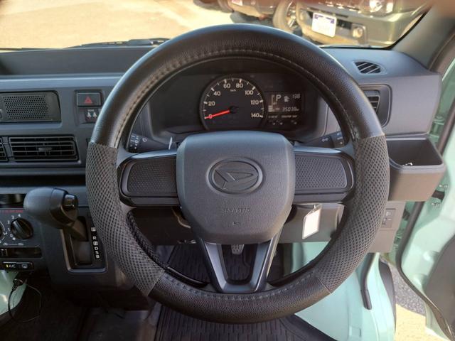 ハイゼットカーゴ ＤＸ　衝突軽減ブレーキ　／コーナーセンサー　ドラレコ　ＥＴＣ　レーン逸脱警報　新車保証書　ハイルーフ　アイドリングストップ　オートライト　キーレス　Ｐ／Ｗ　４人乗　集中ドアロック　フルフラットシート　ヘッドコンソール　光軸調整ライト　ＡＢＳ　盗難防止装置（11枚目）