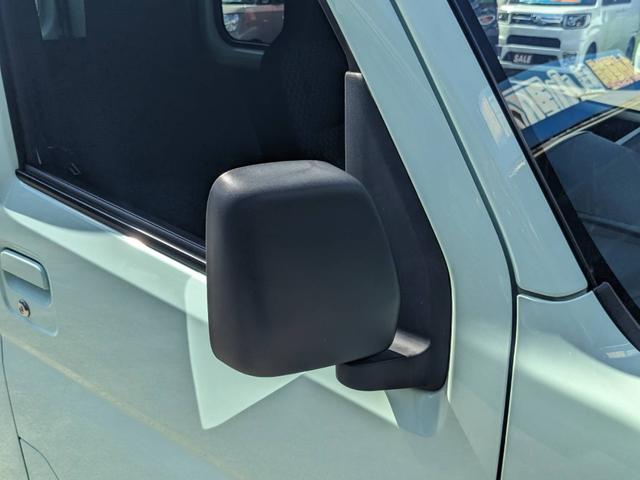 ハイゼットカーゴ ＤＸ　衝突軽減ブレーキ　／コーナーセンサー　ドラレコ　ＥＴＣ　レーン逸脱警報　新車保証書　ハイルーフ　アイドリングストップ　オートライト　キーレス　Ｐ／Ｗ　４人乗　集中ドアロック　フルフラットシート　ヘッドコンソール　光軸調整ライト　ＡＢＳ　盗難防止装置（31枚目）